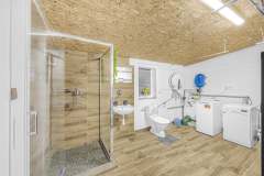 koupelna-s-wc-ae80-